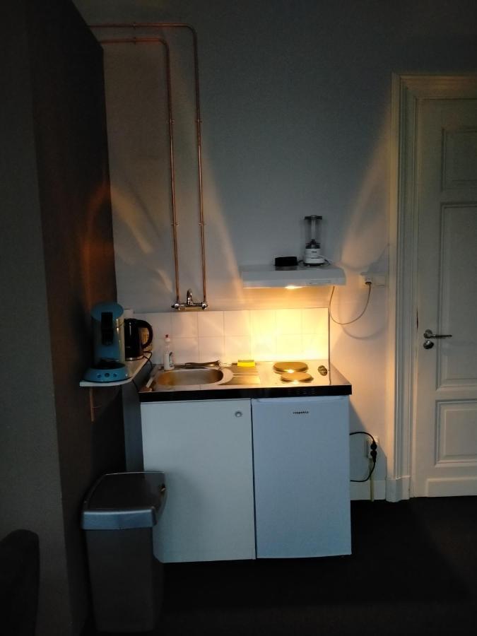 Op De Burg Bed & Breakfast Венло Екстериор снимка