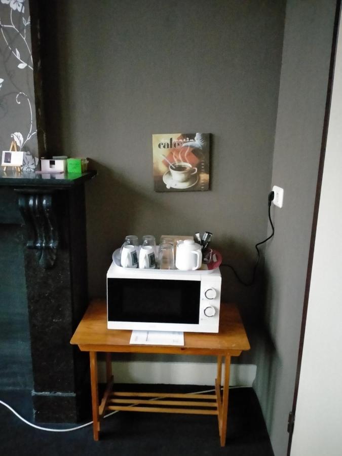Op De Burg Bed & Breakfast Венло Екстериор снимка