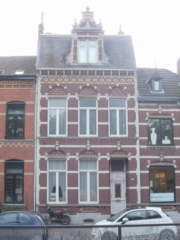 Op De Burg Bed & Breakfast Венло Екстериор снимка