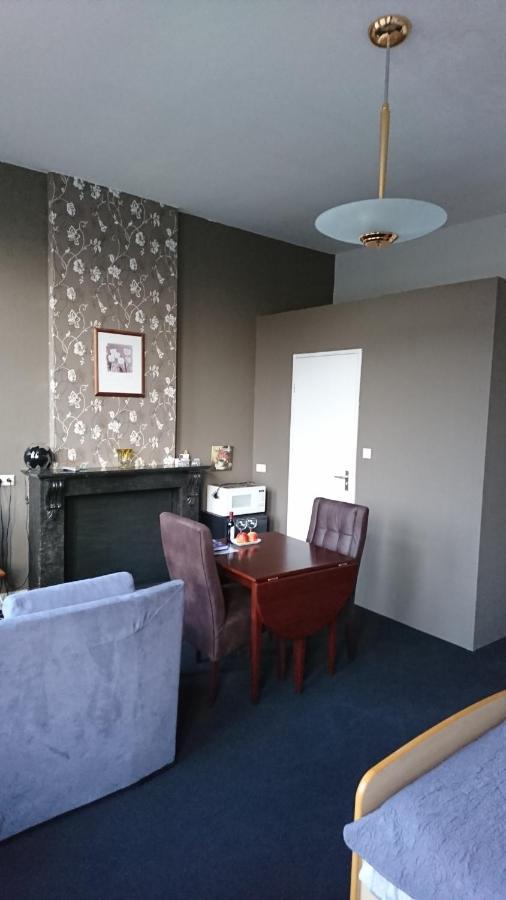 Op De Burg Bed & Breakfast Венло Екстериор снимка