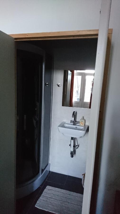 Op De Burg Bed & Breakfast Венло Екстериор снимка